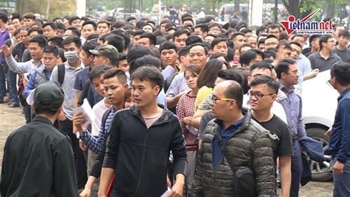 Vòng loại U23 châu Á: Ngán ngẩm với chuyện 'cò vé'