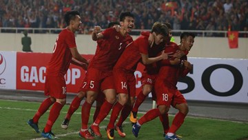 U23 Việt Nam 3-0 U23 Thái Lan: Thành Chung lại tung lưới Thái Lan