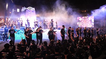 'Tắt đèn 2019': Việc nhỏ mỗi ngày, đổi thay Trái đất
