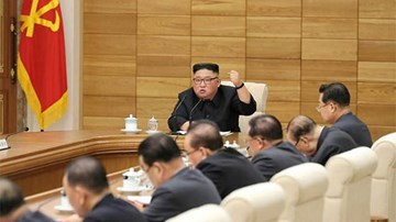 NLĐ Kim kêu gọi tinh thần tự lực, 'không quỳ gối trước lệnh trừng phạt'