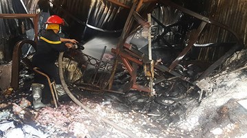 Vụ cháy 8 người chết, mất tích: 3 mẹ con đưa nhau đi khám bệnh thì tử nạn