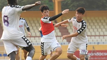 Cặp trung vệ Duy Mạnh - Đình Trọng sẽ tái xuất trong trận đối đầu Hải Phòng