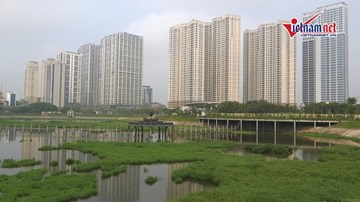Vì sao hồ điều hòa Nhân Chính liên tục cạn nước?