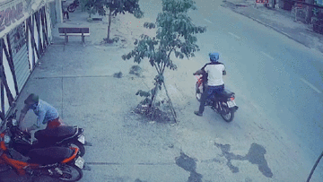 Rủ nhau đi trộm xe máy thấy bị phát hiện liền bỏ đồng bọn chạy thoát thân