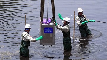 Hà Nội làm sạch sông Tô Lịch bằng công nghệ 'thần kỳ' của Nhật