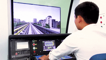 Lên tàu Cát Linh-Hà Đông trải nghiệm công nghệ học lái 'ảo như thật'