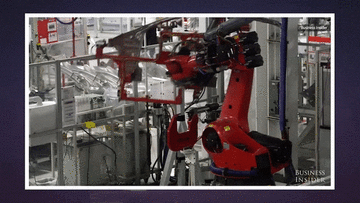 'Gã khổng lồ' Amazon tham vọng thay thế hàng nghìn nhân viên bằng robot?