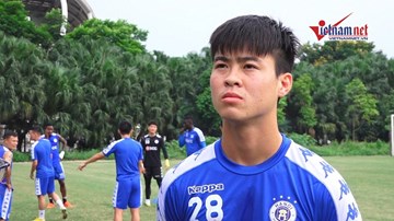 Duy Mạnh trở lại tập cùng Hà Nội FC trước trận gặp Hoàng Anh Gia Lai