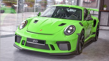 Mê mẩn với siêu xe Porsche 911 GT3 RS 2019 màu độc tại Việt Nam