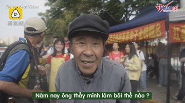 Ông cụ 72 tuổi nhặt sách từ thùng rác, gần 20 năm liên tục đi thi đại học
