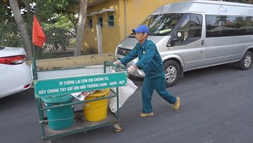 Chuyện cựu binh nghèo miệt mài nhặt rác không lương bị chê 'khùng'