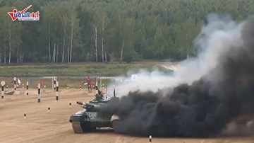 Xe tăng T-72 Iran bốc cháy nghi ngút trên trường đua