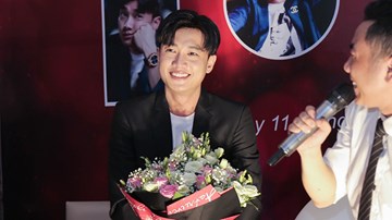 Quốc Trường khoe giọng với hit 'Mưa trên cuộc tình' của Đan Trường