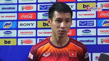 Hùng Dũng thi đấu quá tải vẫn tự tin đối đầu Thái Lan vòng loại World Cup
