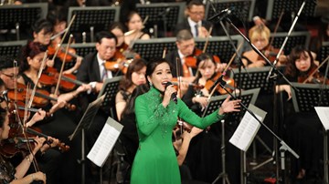 Điều còn mãi 2019: Phạm Khánh Ngọc hát 'Người con gái Sông La'