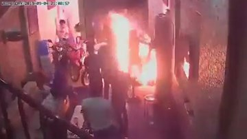 Nam thanh niên mang xăng phóng hỏa đốt tiệm cầm đồ