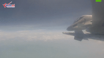 Ấn độ phóng thành công tên lửa không đối không tự sản xuất từ Su-30MKI