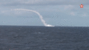 Xem tàu ngầm Nga nã tên lửa phá hủy 'chiến hạm địch'
