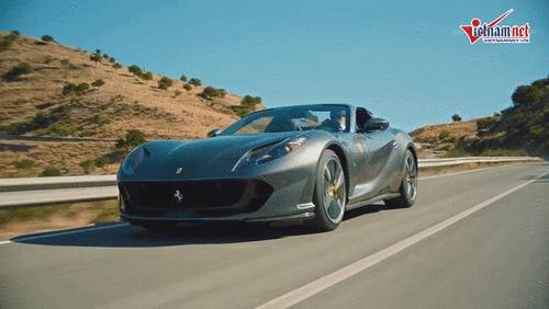 Ferrari 812 GTS mẫu xe đặc biệt nhất của Ferrari suốt 50 năm qua