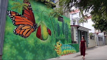 Những bức bích họa tuyệt đẹp ở làng nông nghiệp ngoại thành Hà Nội