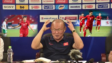 Lí do thầy Park chọn Võ Huy Toàn, Mạc Hồng Quân nhưng 'bỏ quên' Văn Quyết