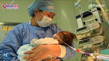 Phẫu thuật ghép tim cứu sống bé gái sơ sinh nặng 3kg