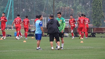 Lại thêm cầu thủ ĐT Việt Nam chấn thương, bài toán khó với thầy Park