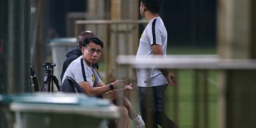 Tuyển Malaysia tập như chơi, né truyền thông Việt Nam