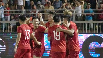 Hà Đức Chinh lập công, U22 Việt Nam hòa tiếc nuối