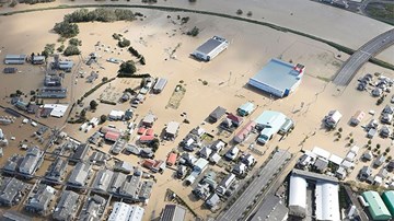 Rác thải nhiễm xạ ở Fukushima bị siêu bão cuốn trôi không rõ tung tích