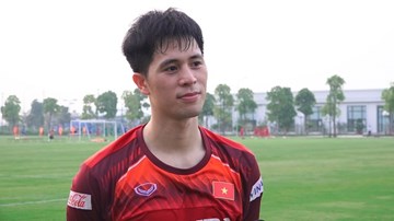 Đình Trọng tiếc nuối không được nâng cúp vô địch cùng Hà Nội FC