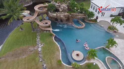 Bên trong những biệt thự của giới siêu giàu có cả công viên nước kinh dị