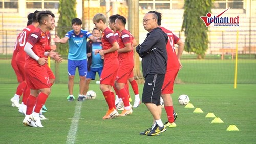 'HLV Park Hang Seo có cách 'khoá' chặt Thái Lan'