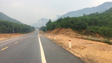 Đà Nẵng: Dân khốn đốn sống tạm bợ vì chậm bàn giao mặt bằng