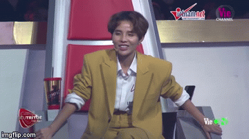 Vũ Cát Tường ‘độn thổ’ trước thần đồng âm nhạc