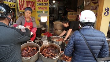 Bí quyết nồi cá kho phố cổ, 300 - 400 kg/ngày vẫn không đủ bán