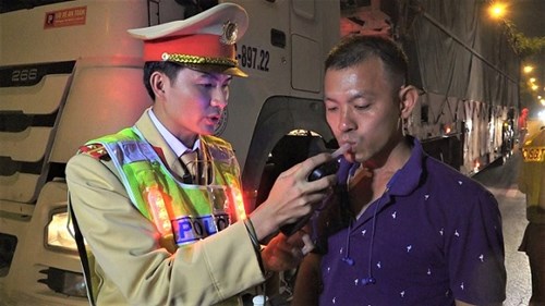 'Dân nhậu' Nghệ An đổi phương án, tránh bị phạt 40 triệu