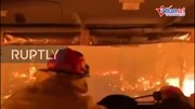 Ấn tượng cảnh lái xe xuyên đám cháy rừng khủng khiếp ở Australia