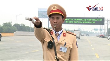 Kiểm tra nồng độ cồn tất cả phương tiện vào cao tốc