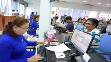 Ga tàu lửa Đà Nẵng cháy vé về các tỉnh phía bắc