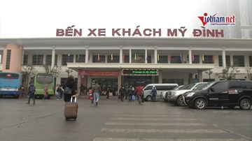 Nhiều xe khách tăng giá vé ngày nghỉ đầu tiên dịp Tết nguyên đán