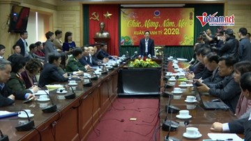 30 Tết, Phó Thủ tướng Vũ Đức Đam chủ trì họp khẩn phòng chống virus corona