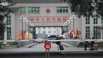 Móng Cái hiu hắt chưa từng thấy thời dịch virus corona hoành hành