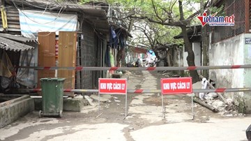 Rào chắn cách ly khu nhà 'bệnh nhân 39'