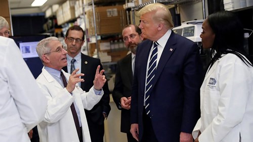Số ca nhiễm mới ở Italia tăng kỷ lục, TT Trump đi xét nghiệm Covid-19