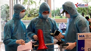 Những chiến sỹ ở tuyến đầu chống Covid-19