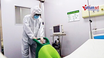 Phòng áp lực âm điều trị Covid-19 được khử khuẩn thế nào?