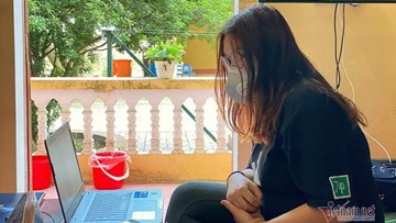 Cô gái biến 14 ngày cách ly thành thời gian dạy Tiếng Anh miễn phí