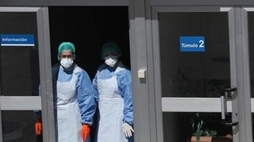 Covid-19: Mỹ vượt TQ, trở thành quốc gia có nhiều ca nhiễm nhất thế giới