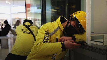 Tâm sự một shipper thời kinh tế 'cách ly' trong những ngày đại dịch